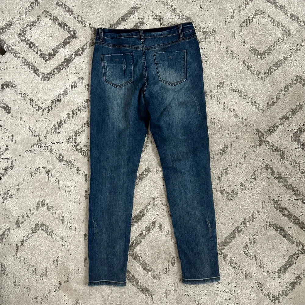 NWOT Kittenish Distressed Dark Wash Jeans - Picture 8 of 8